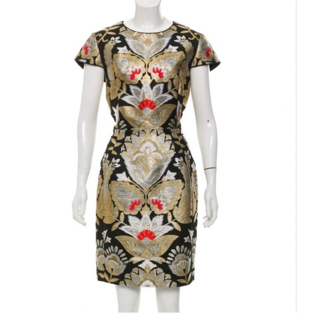 Ted Baker London cocktail party event dress.  Size 6